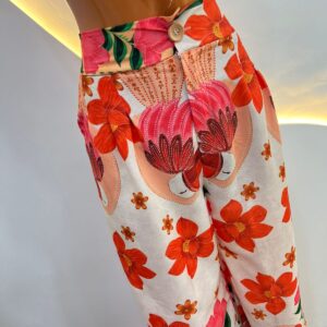 Descubra a Versatilidade da Calça Pantalona